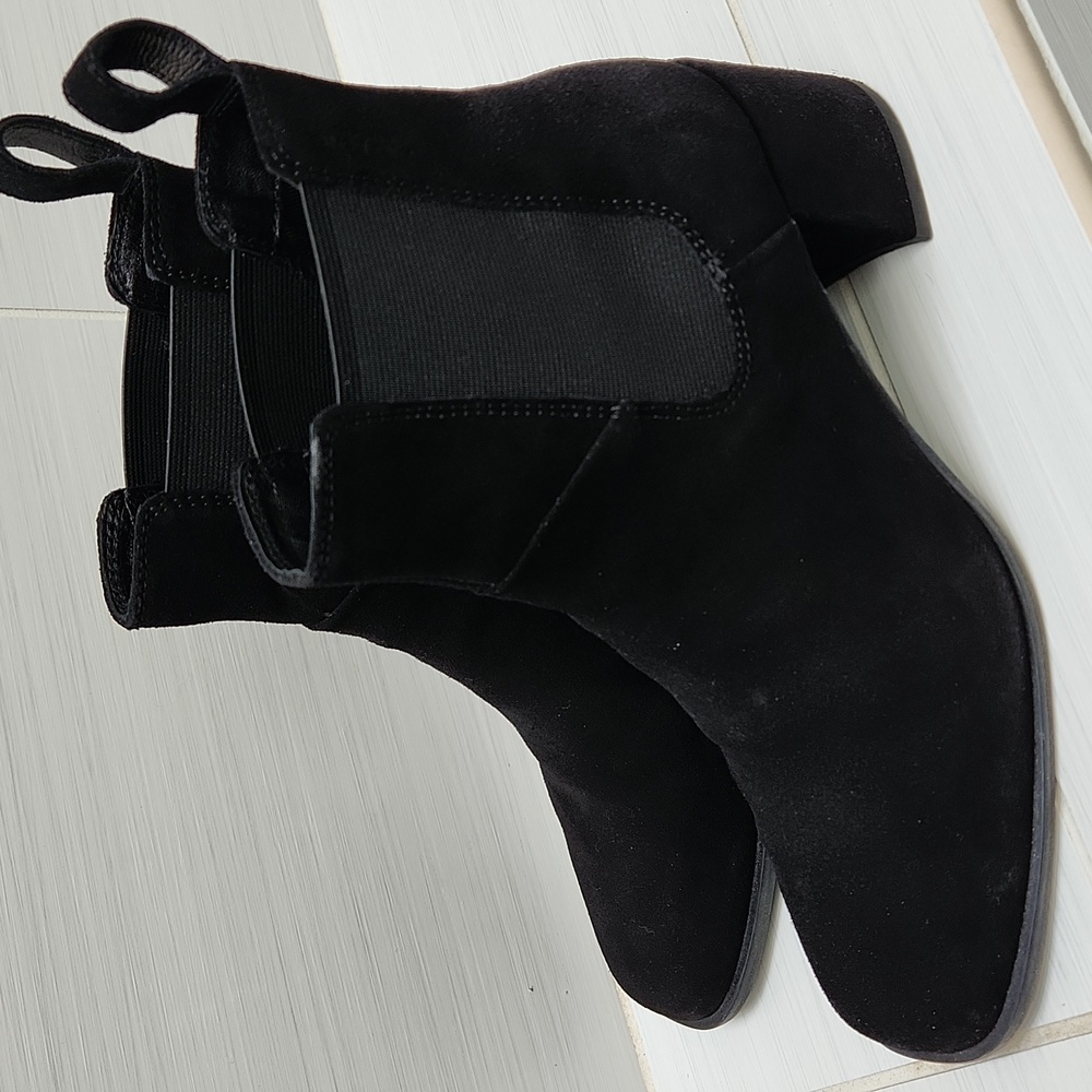 Vagabond Shoemakers Stina Suede Chelsea Style Bootie